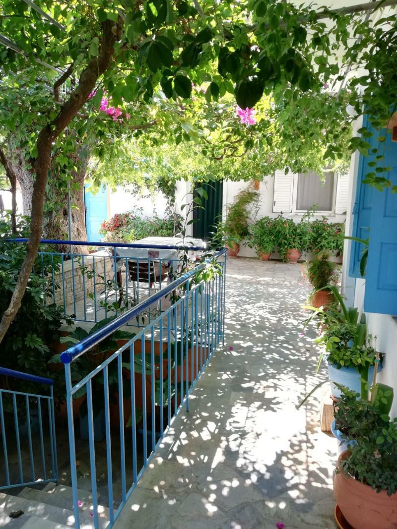 Apartments Jota Votsalakia  Extérieur photo